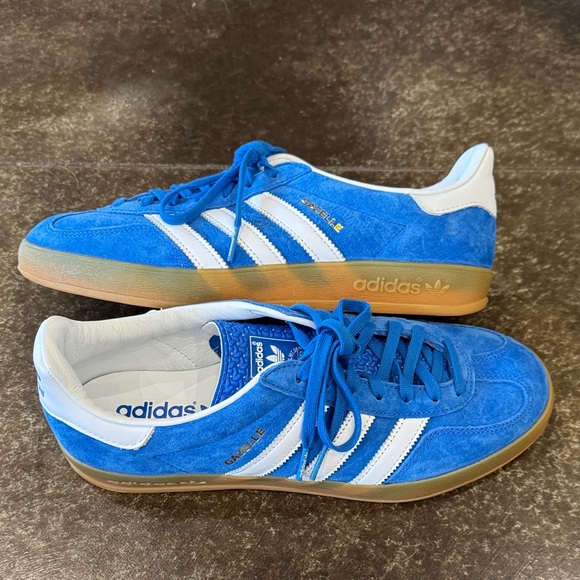 Adidas Gazelle Blue and White Sneakers - Picture 4 of 6